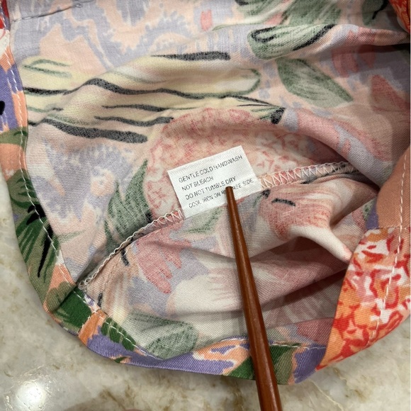 NWT LF The Brand | Hawaiian Button Down Crop‎ Top | Pink/Green | Size XS - Picture 7 of 12